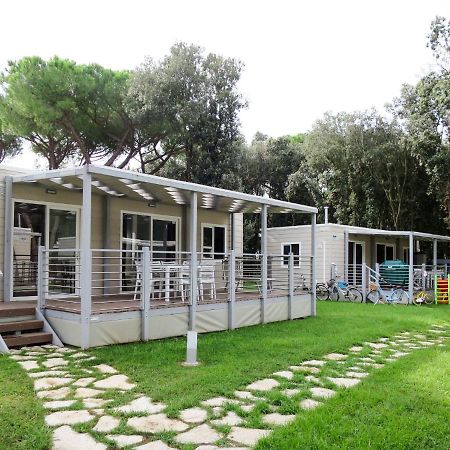 Holiday Home Maxi Caravan Capri By Interhome Бая Домиция Екстериор снимка
